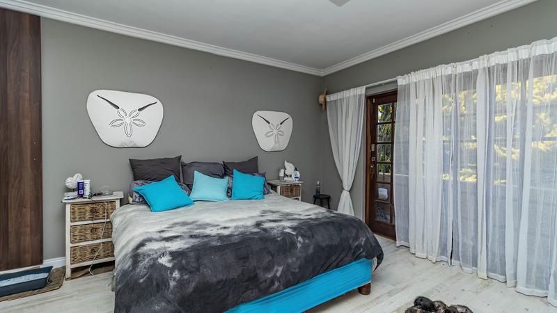 7 Bedroom Property for Sale in Dana Bay Western Cape